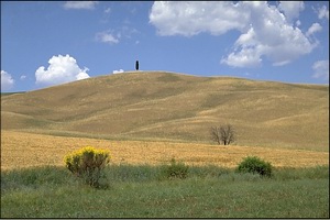 Xtrallusion offers independent self-guided Walking, Adventure, Activity, Skiing and Paragliding Holiday itineraries on the Italian Rivieras, in the Italian Lakes, in the Italian Alps and in some of the most beautiful corners of Italy.